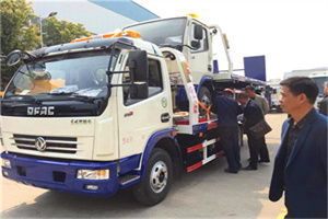涟水汽车道路救援拖车价格
